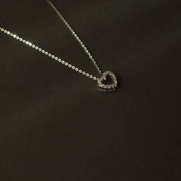 Heart-shaped Full Of Diamond Heart-shaped Refined And Simple Necklace - Image 2