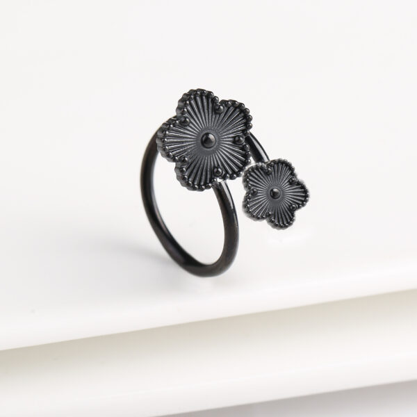 Titanium Steel Double Five-leaf Flower Ring Lucky Live Ring - Image 5